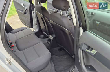 Хэтчбек Audi A3 2007 в 