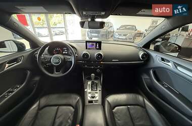 Седан Audi A3 2019 в 