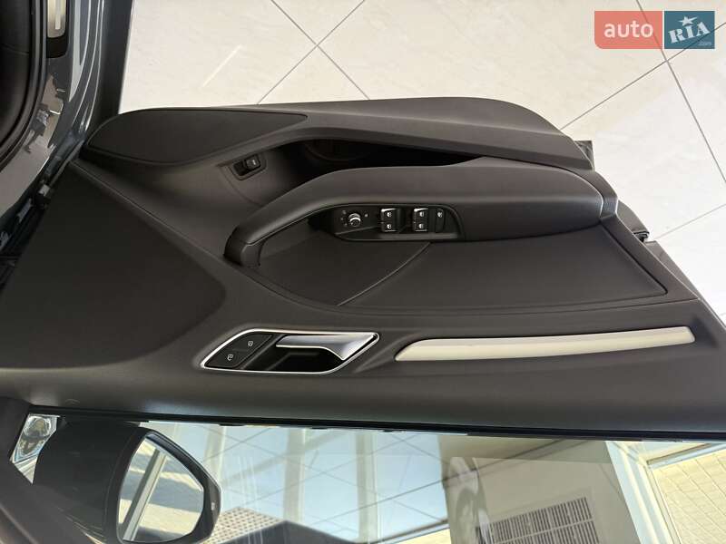 Седан Audi A3 2019 в Черновцах