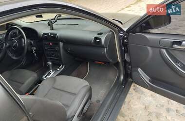 Хетчбек Audi A3 2002 в 