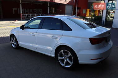 Седан Audi A3 2015 в 
