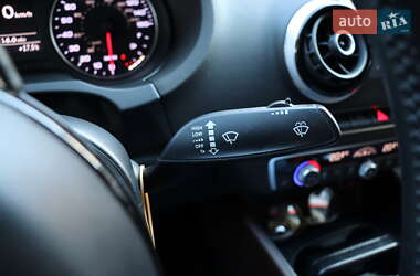 Седан Audi A3 2015 в 