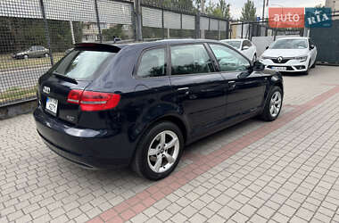 Хетчбек Audi A3 2012 в 