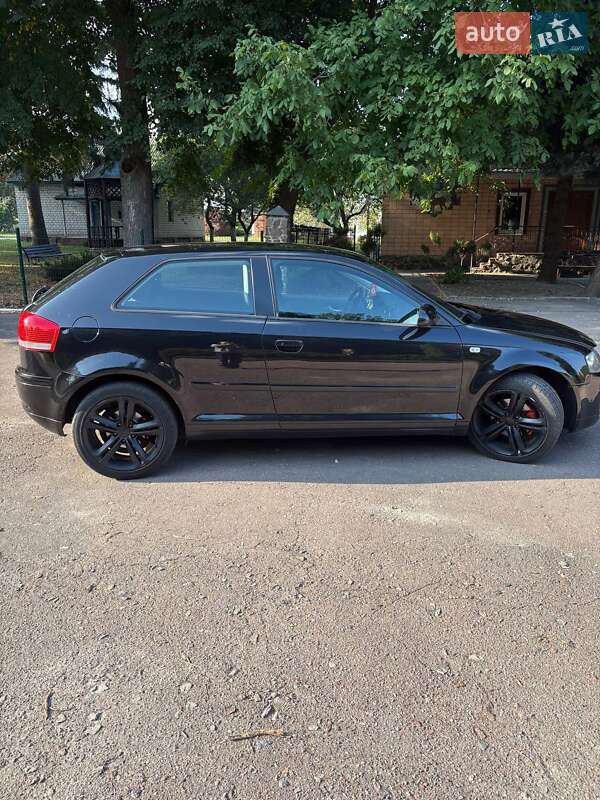 Хетчбек Audi A3 2004 в Ніжині