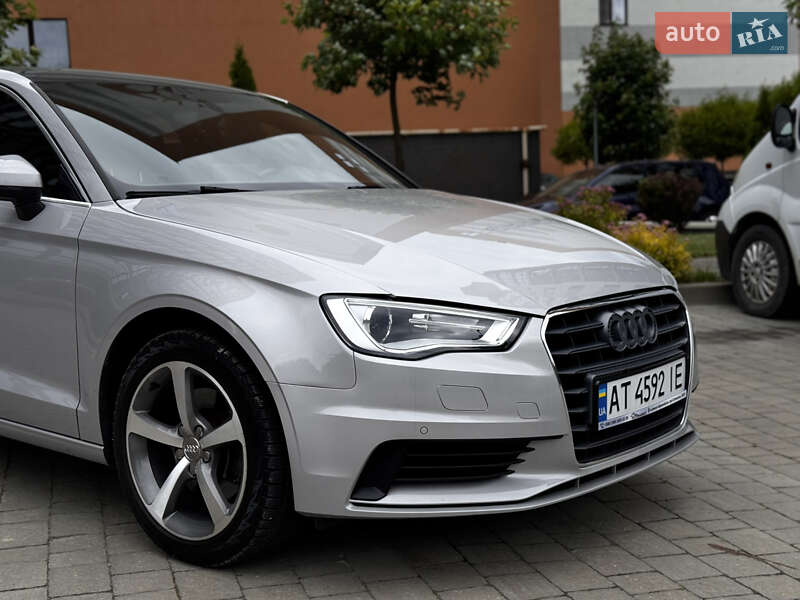 Седан Audi A3 2014 в Івано-Франківську