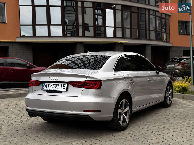Седан Audi A3 2014 в Івано-Франківську