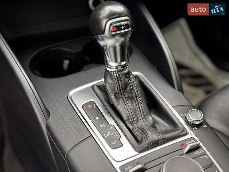 Седан Audi A3 2014 в Івано-Франківську