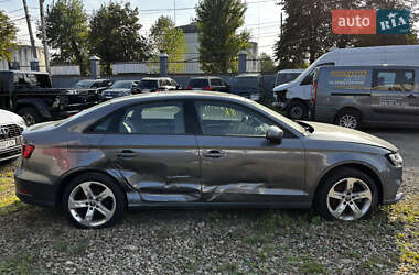 Седан Audi A3 2018 в 