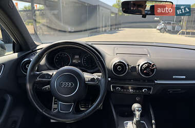 Седан Audi A3 2015 в 