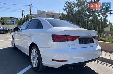 Седан Audi A3 2015 в 