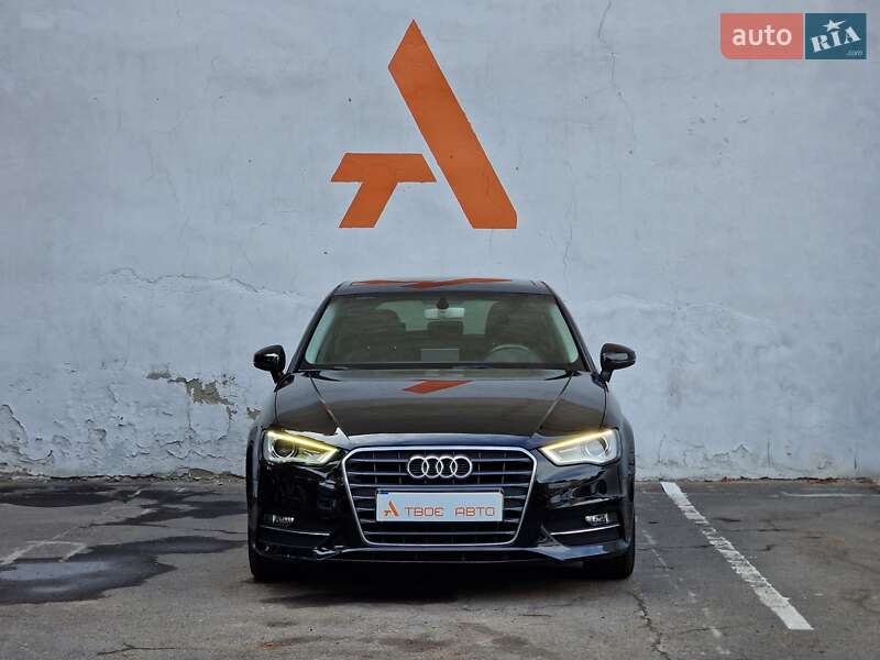 Хэтчбек Audi A3 2015 в Одессе