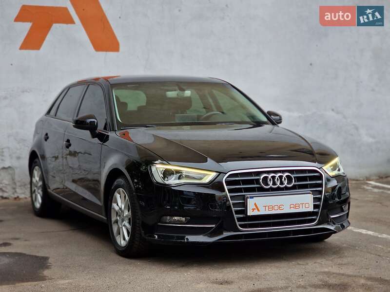 Хэтчбек Audi A3 2015 в Одессе