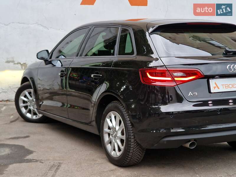 Хэтчбек Audi A3 2015 в Одессе