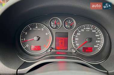 Хэтчбек Audi A3 2007 в 