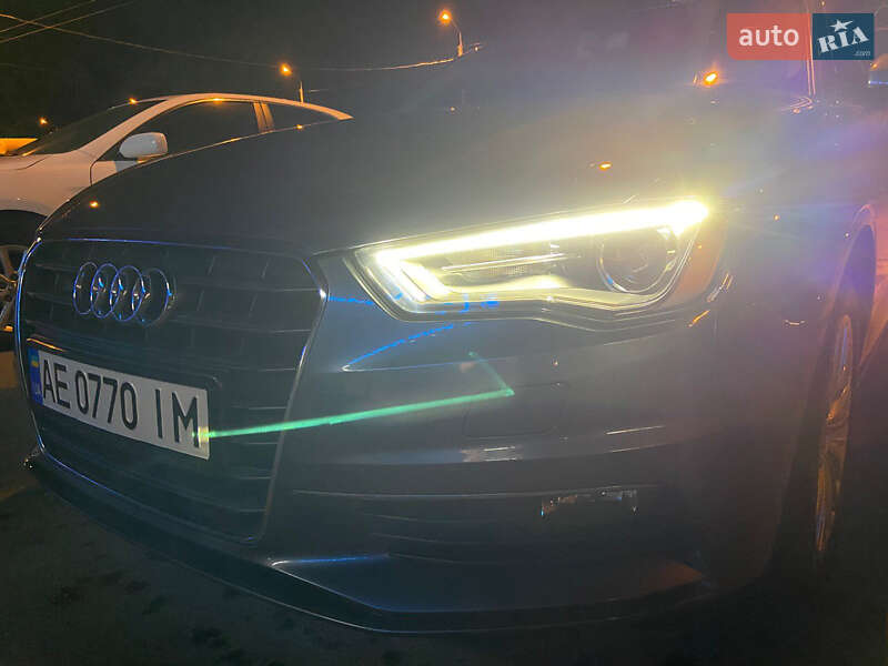 Седан Audi A3 2016 в Днепре
