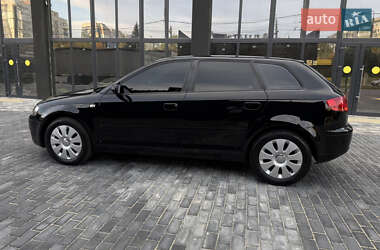 Хетчбек Audi A3 2006 в 
