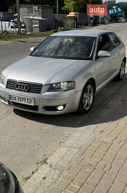 Хэтчбек Audi A3 2004 в Кропивницком