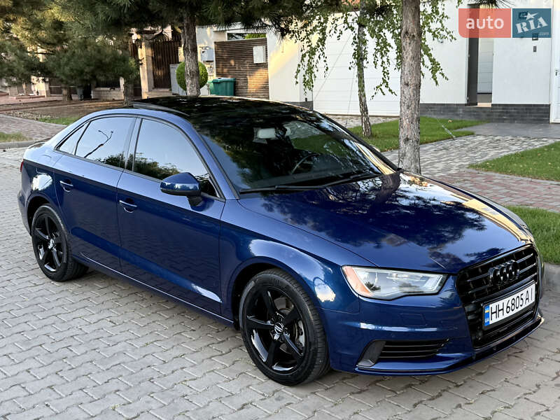 Седан Audi A3 2015 в Одессе