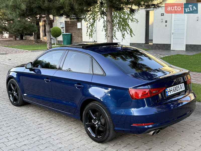 Седан Audi A3 2015 в Одессе