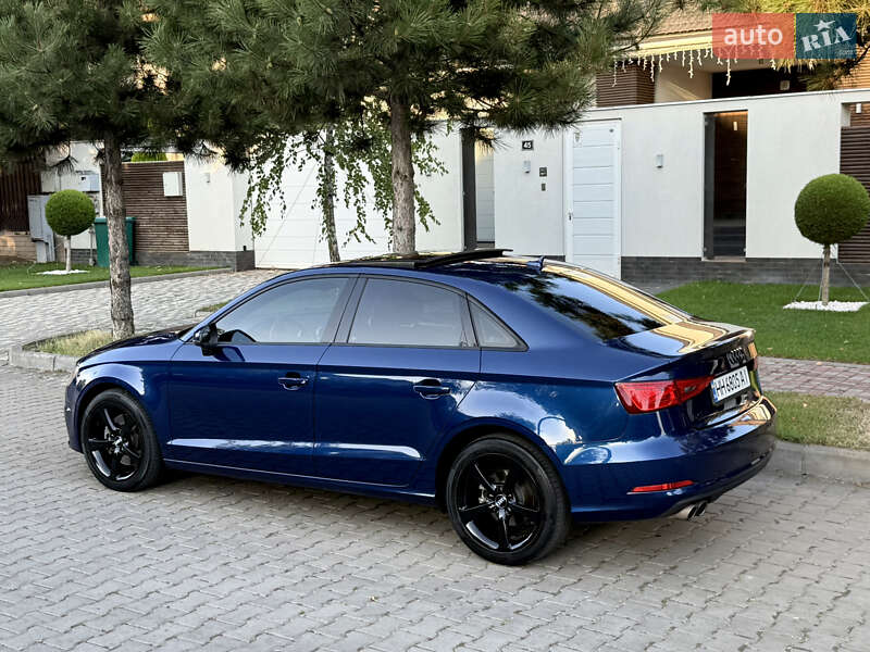 Седан Audi A3 2015 в Одессе