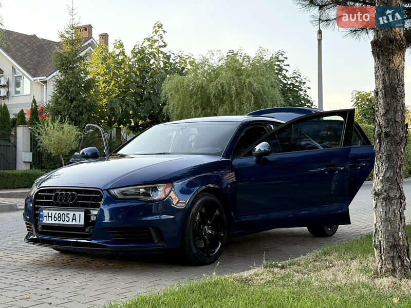 Седан Audi A3 2015 в Одессе