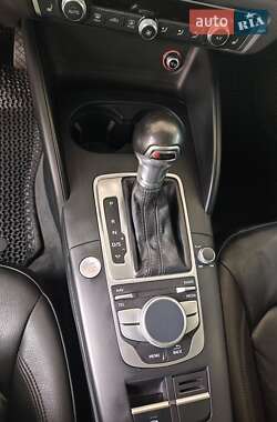 Седан Audi A3 2016 в 