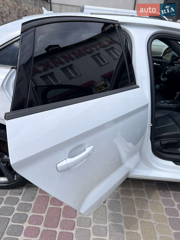 Седан Audi A3 2015 в Тернополе