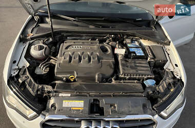 Седан Audi A3 2016 в 