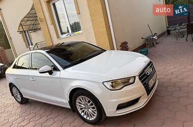 Седан Audi A3 2016 в 