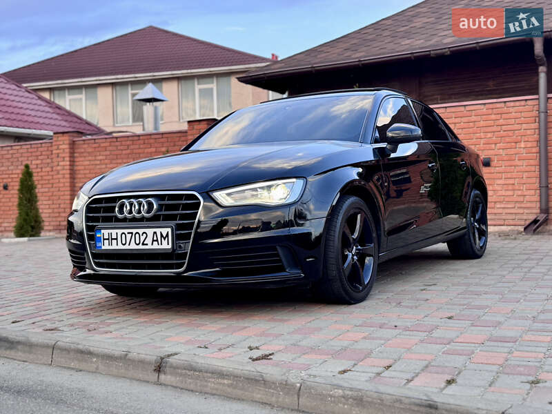 Седан Audi A3 2014 в Одессе