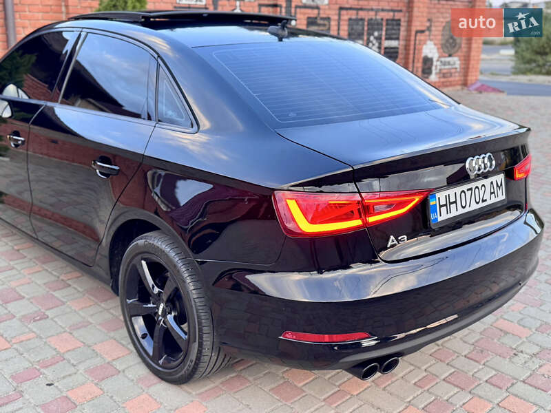 Седан Audi A3 2014 в Одессе