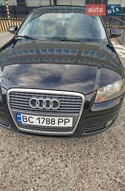 Хэтчбек Audi A3 2007 в 