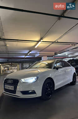 Седан Audi A3 2016 в 
