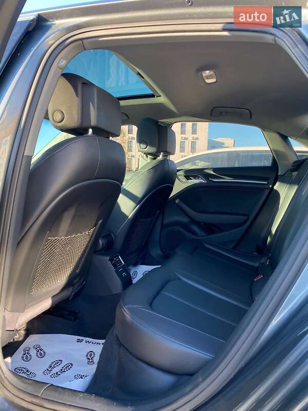 Седан Audi A3 2018 в Львове