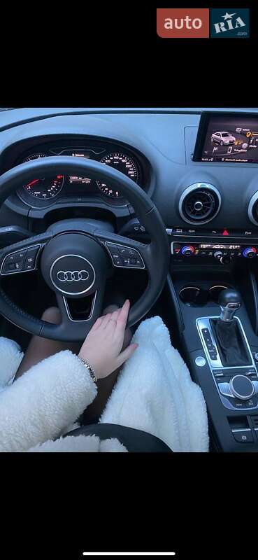 Седан Audi A3 2018 в Львове