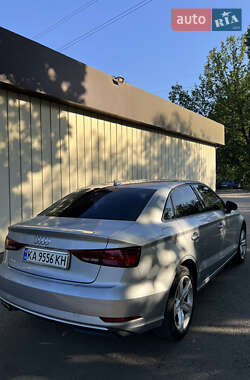 Седан Audi A3 2017 в 