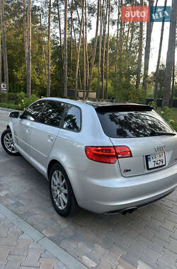 Хетчбек Audi A3 2011 в 