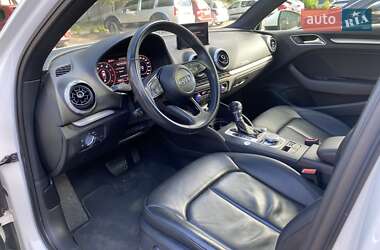 Седан Audi A3 2018 в 