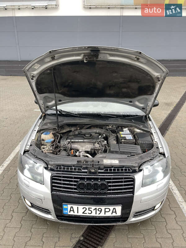 Хэтчбек Audi A3 2004 в Киеве