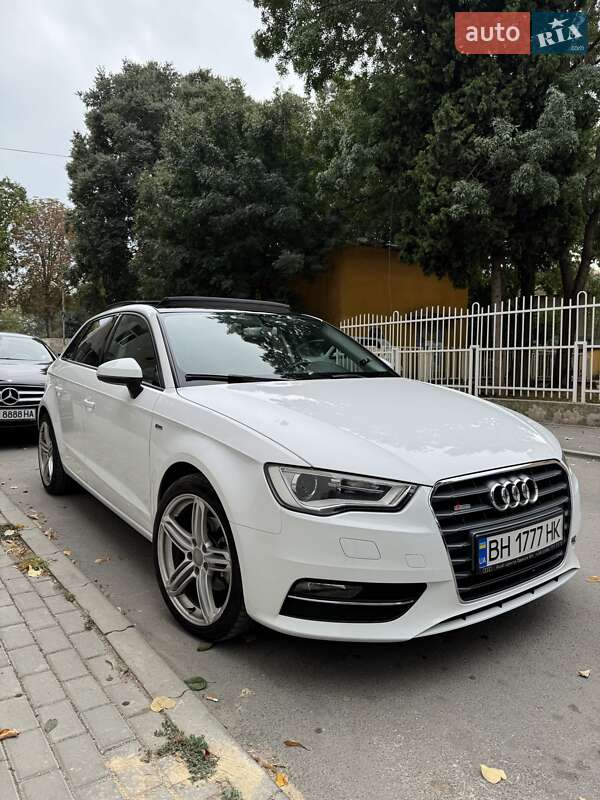 Хетчбек Audi A3 2015 в Ізмаїлі