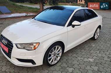 Седан Audi A3 2016 в Дубні