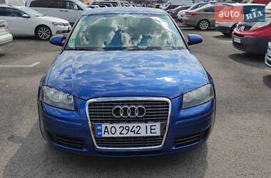 Хэтчбек Audi A3 2006 в 