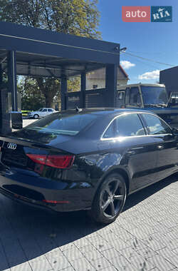 Седан Audi A3 2015 в 