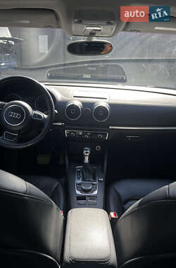 Седан Audi A3 2015 в 
