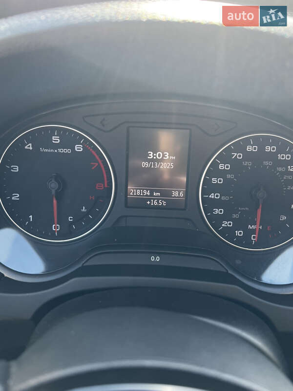 Седан Audi A3 2015 в Самборе