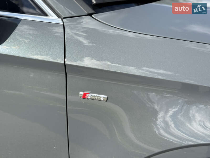Седан Audi A3 2017 в Киеве