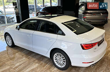Седан Audi A3 2016 в 