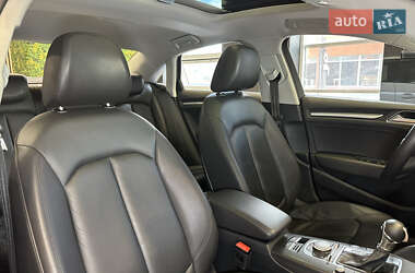 Седан Audi A3 2016 в 