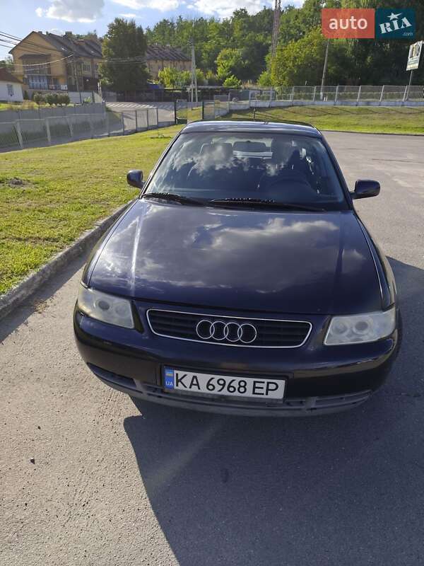 Хэтчбек Audi A3 2000 в Обухове