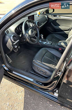 Хетчбек Audi A3 2018 в 